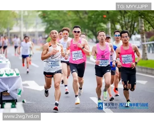 武汉极限运动队在马拉松大满贯中的耐力挑战与精彩表现分析 武汉极限运动队在马拉松大满贯中的耐力挑战与精彩表现分析